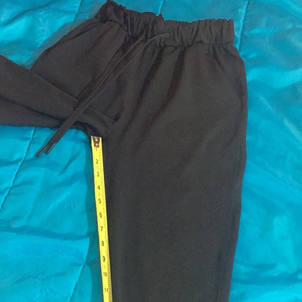Lululemon o the fly jogger - Picture 9 of 10
